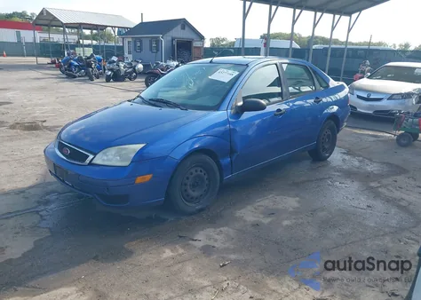 2005 Ford Focus Zx4 из США, поврежденный, VIN 1FAHP34N35W310644